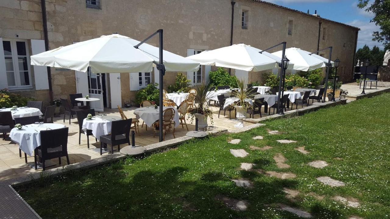 Aux Ducs De Sienne Hotel Montagne  Exterior photo